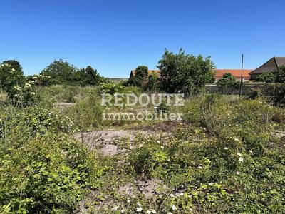 Terrain constructible - 1 081 m²
