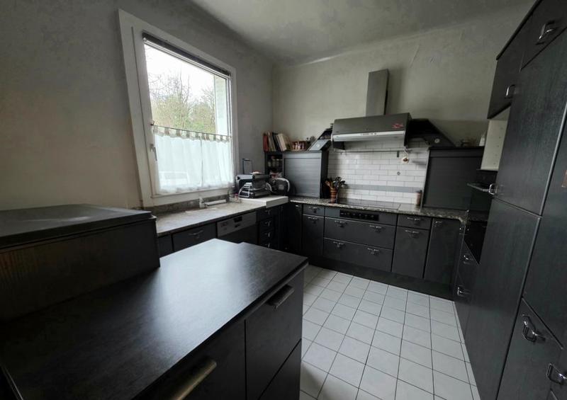 Maison - 147 m² - 5 pièces