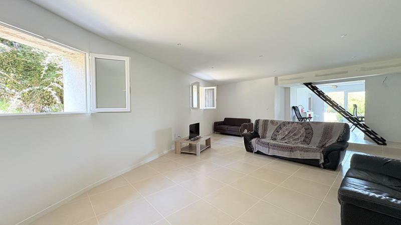 Maison - 160 m² - 4 pièces