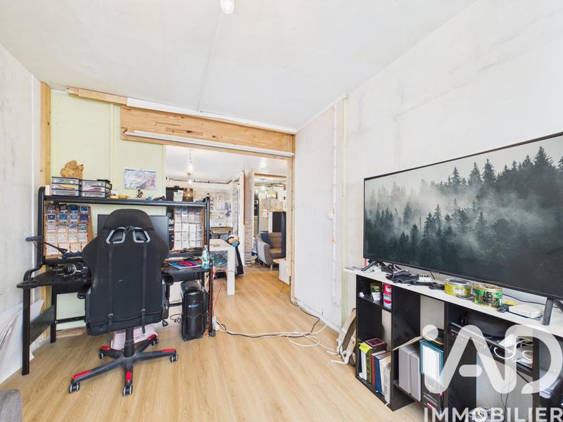 Appartement - 90 m² - 6 pièces