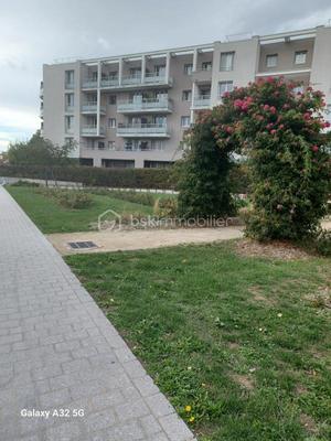 Appartement - 75 m² - 4 pièces