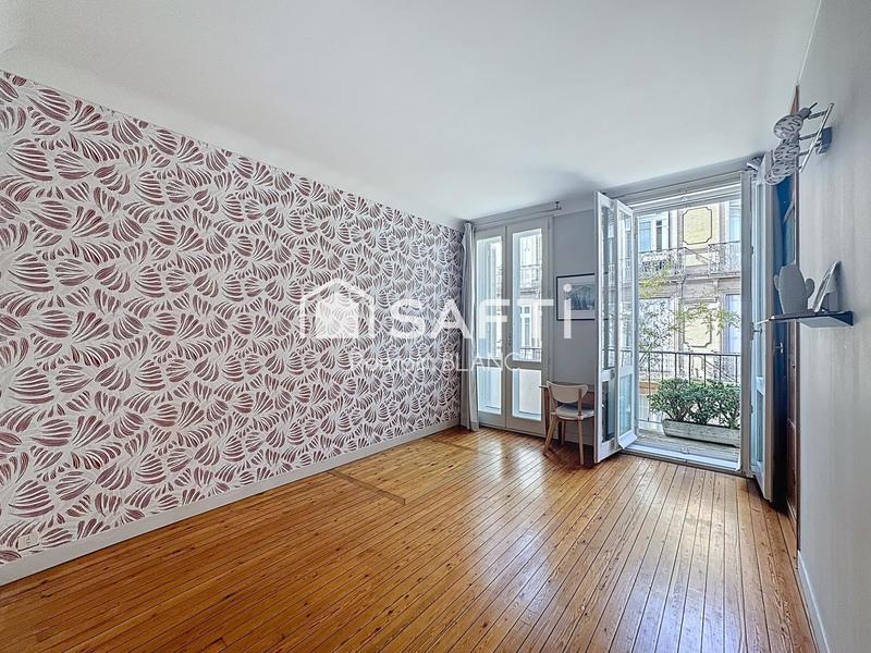 Villa - 346 m² - 9 pièces