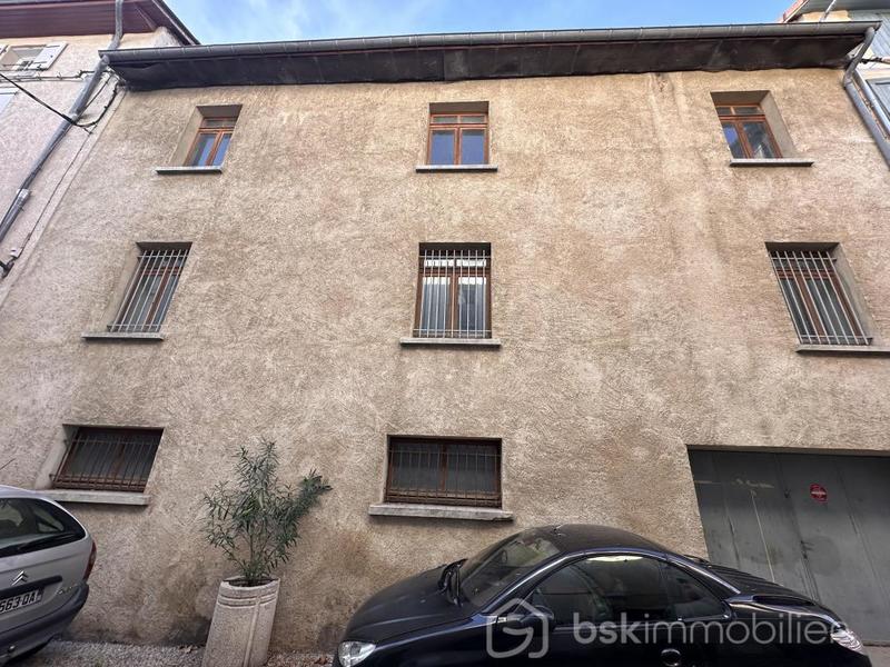 Immeuble - 200 m² - 8 pièces