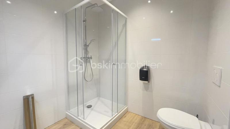 Bureau - 53 m² - 2 pièces