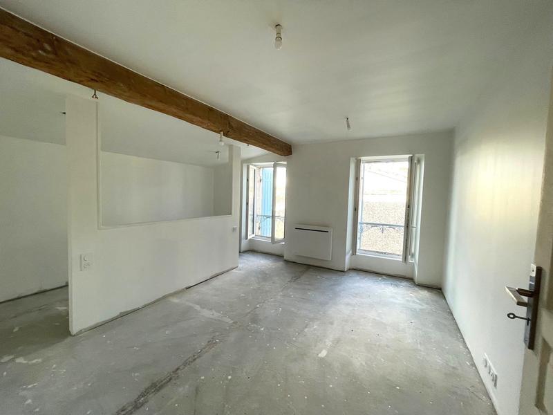 Maison ancienne - 224 m² - 8 pièces