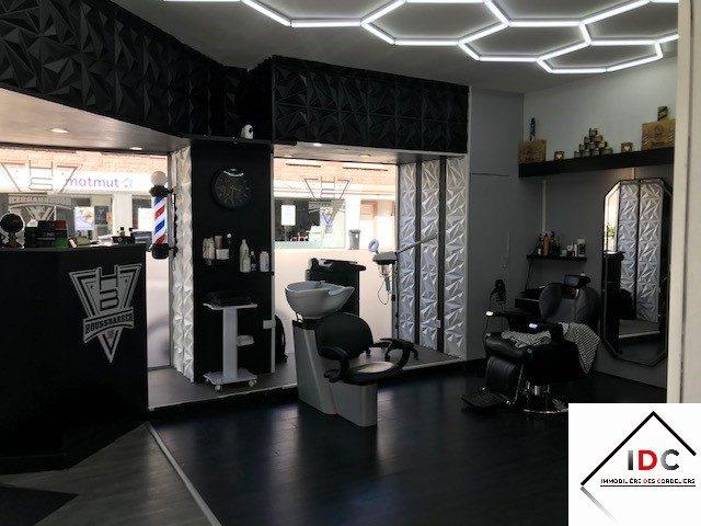 Local commercial - 68 m² - 2 pièces