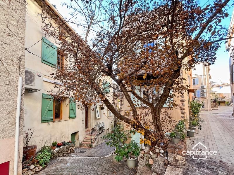 Maison de village - 88 m² - 5 pièces