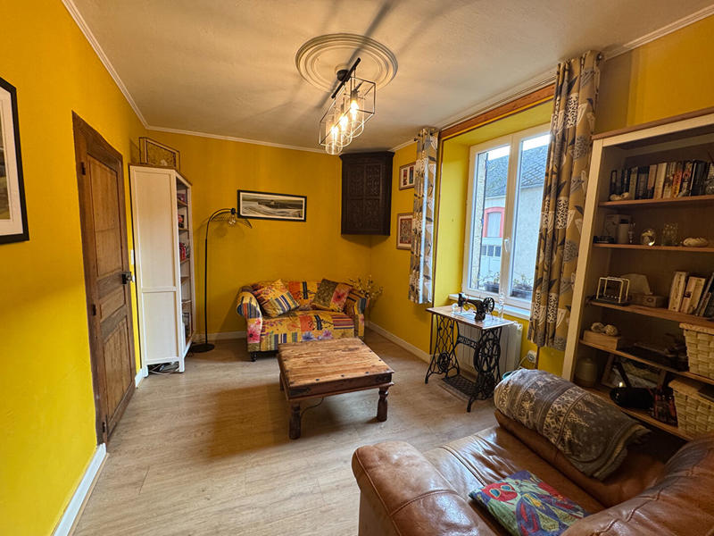 Maison - 98 m² - 5 pièces