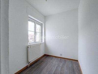 Maison - 84 m² - 4 pièces