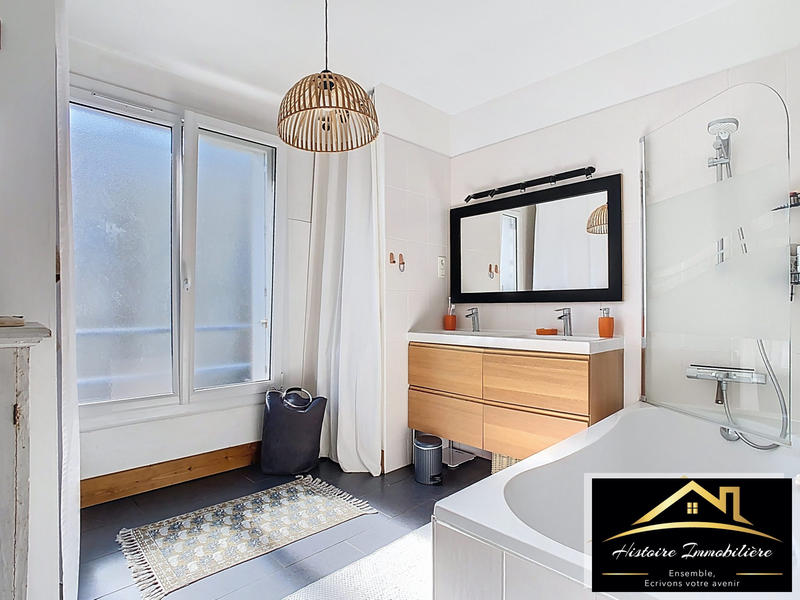 Appartement - 139 m² - 5 pièces