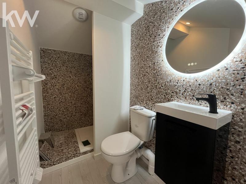 Immeuble mixte - 60 m² - 3 pièces