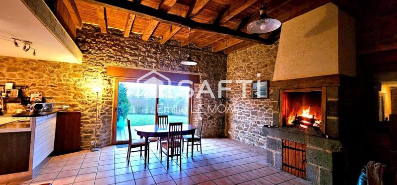 Maison - 121 m² - 5 pièces