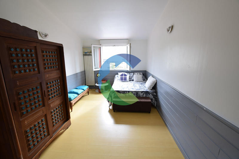 Maison - 170 m² - 7 pièces