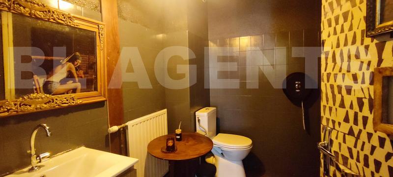 Fonds de commerce - 198 m²