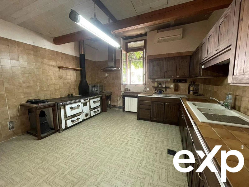 Maison ancienne - 190 m² - 8 pièces