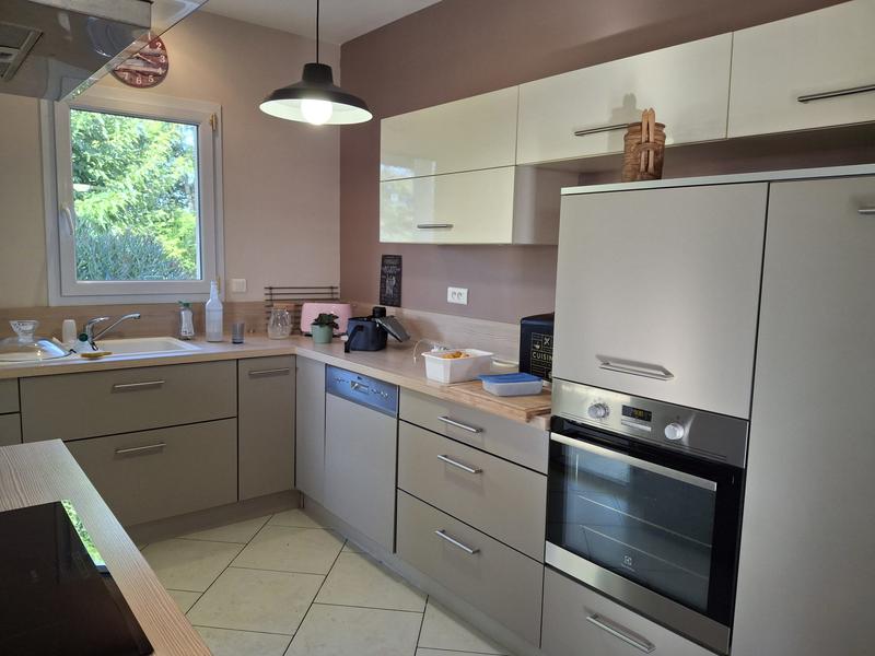 Maison traditionnelle - 142 m² - 6 pièces