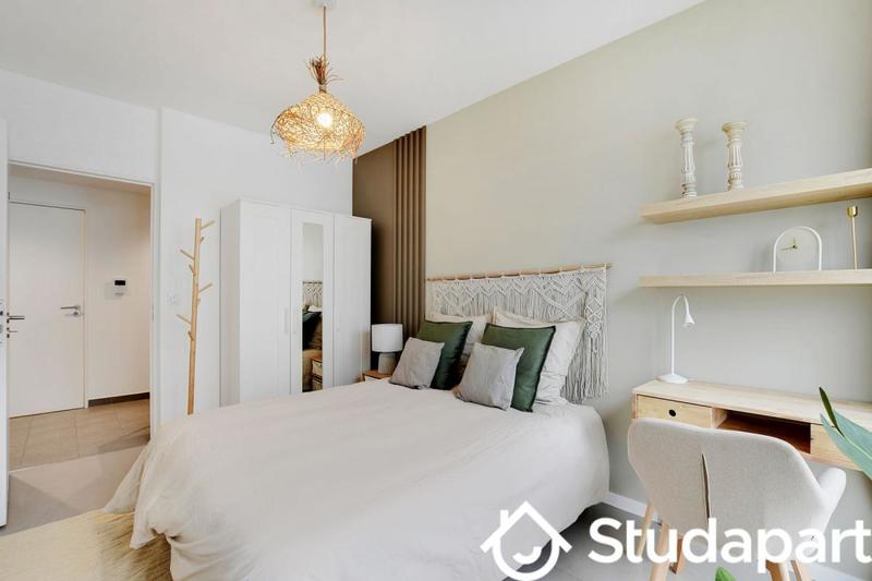 Chambre - 9 m² - 1 pièce