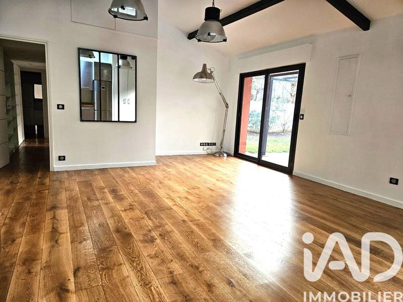 Maison - 94 m² - 4 pièces