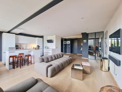 Loft - 98 m² - 3 pièces