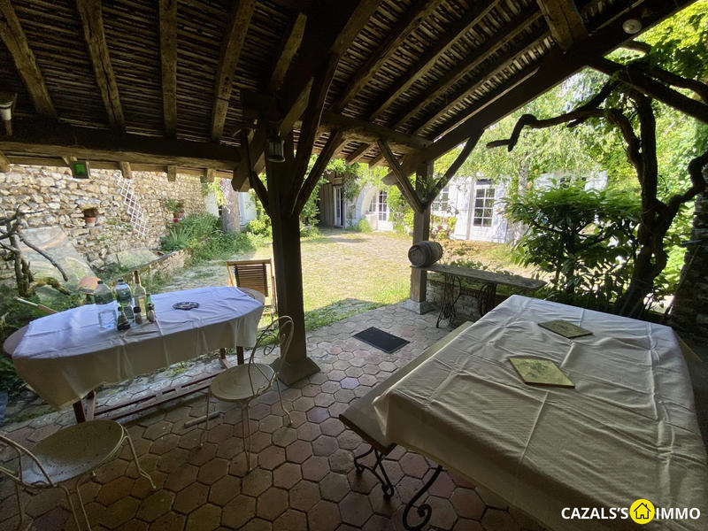 Maison ancienne - 194 m² - 10 pièces