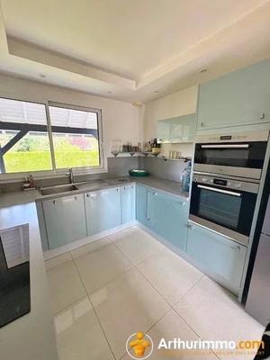 Maison - 162 m² - 6 pièces