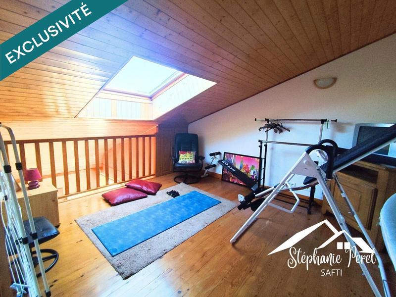 Maison - 182 m² - 7 pièces