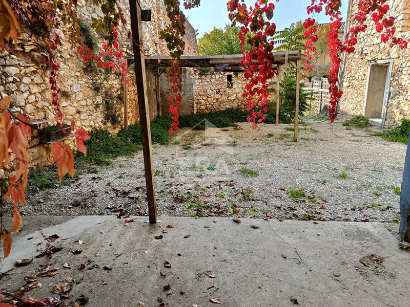 Maison - 77 m² - 4 pièces