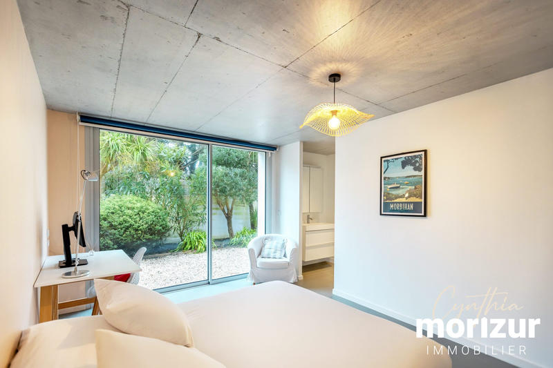 Maison - 282 m² - 9 pièces