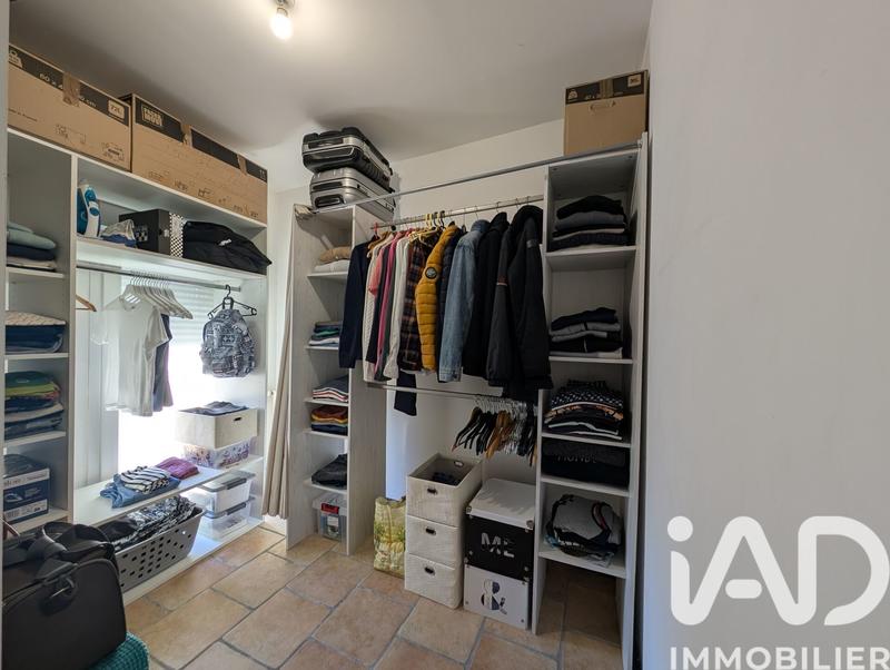 Maison - 207 m² - 8 pièces