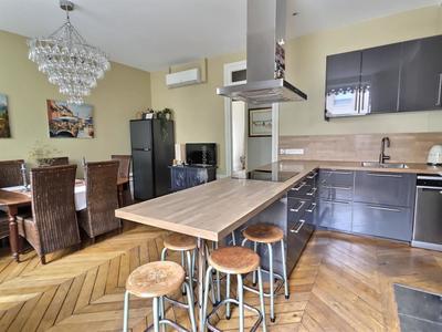 Appartement - 96 m² - 4 pièces