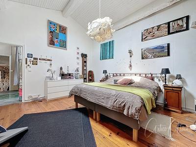 Maison - 253 m² - 8 pièces