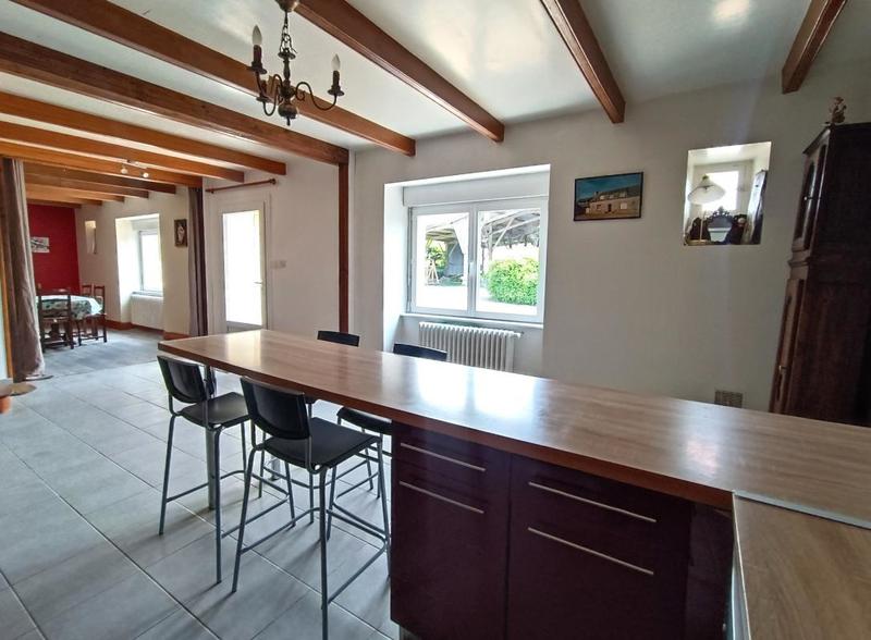 Maison - 360 m² - 17 pièces