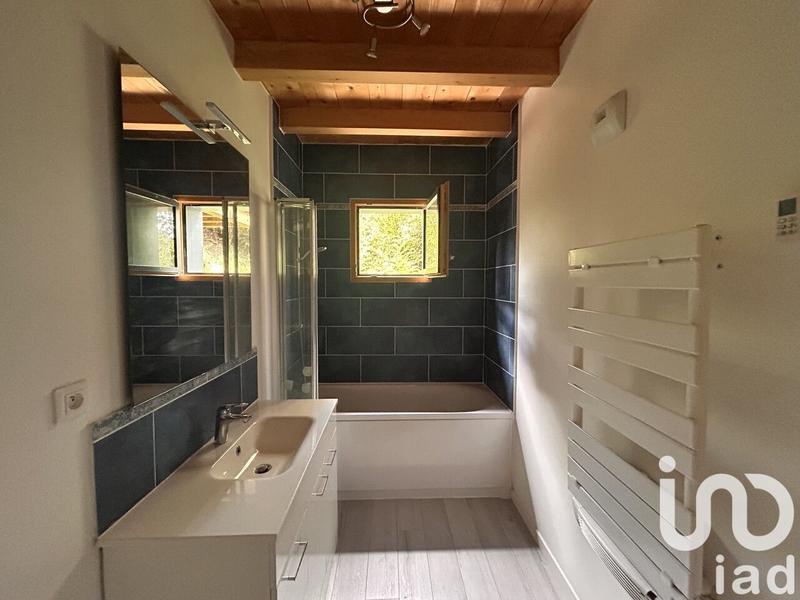 Châlet - 111 m² - 4 pièces