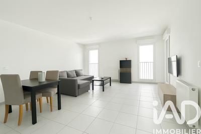 Appartement - 64 m² - 3 pièces