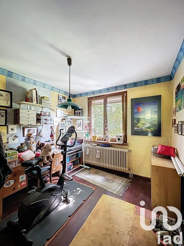 Maison - 220 m² - 9 pièces