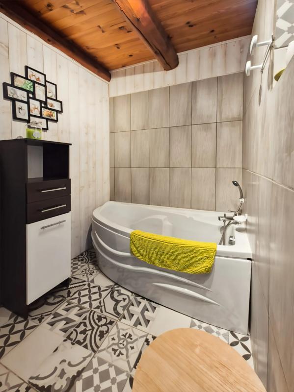 Maison - 280 m² - 7 pièces