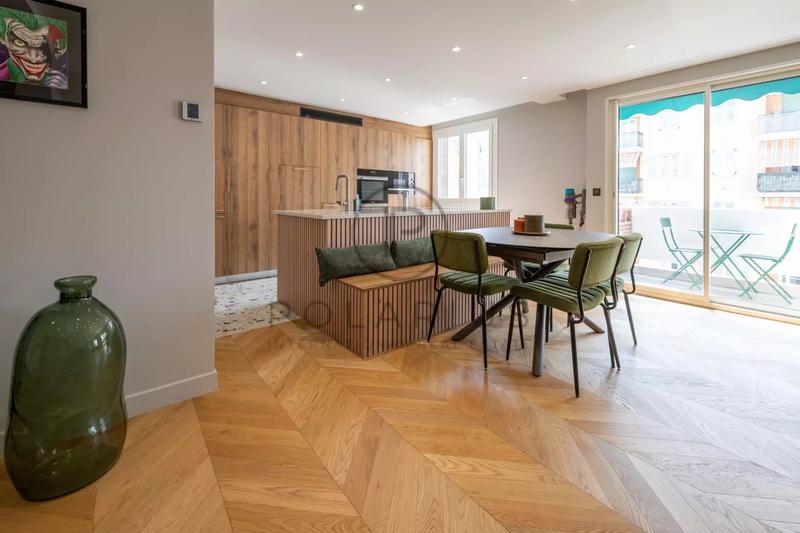 Appartement - 74 m² - 3 pièces