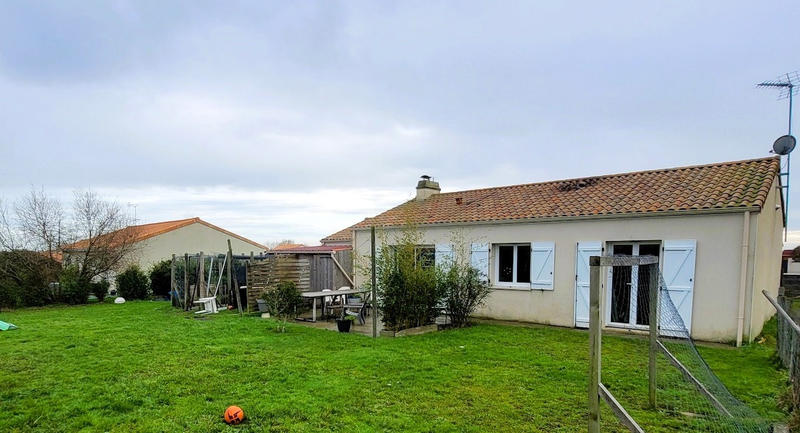 Maison - 98 m² - 5 pièces