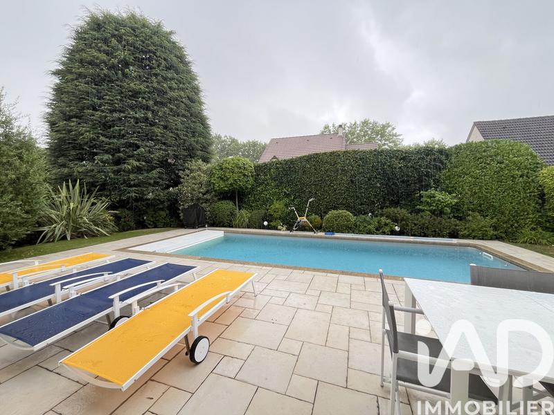 Maison - 193 m² - 6 pièces