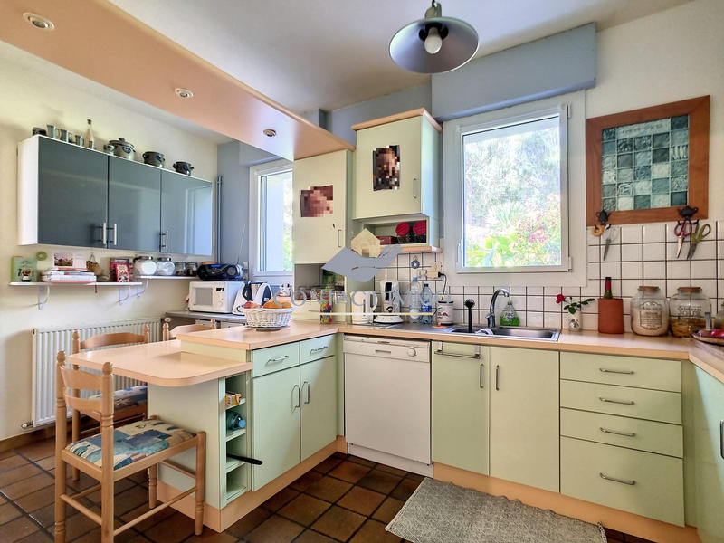 Maison - 166 m² - 8 pièces