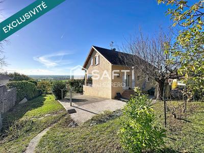 Maison - 135 m² - 6 pièces