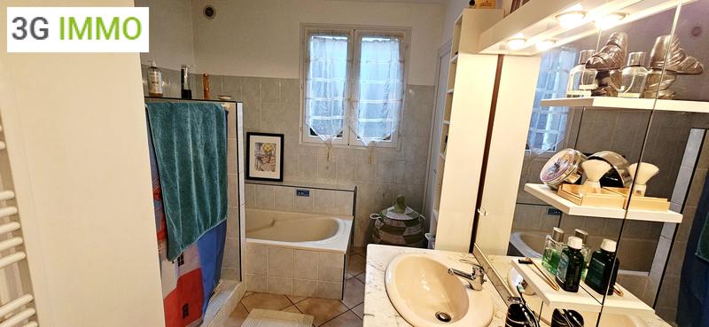 Maison - 82 m² - 4 pièces