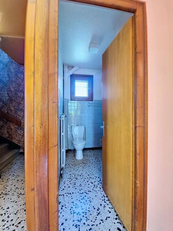 Maison - 203 m² - 7 pièces