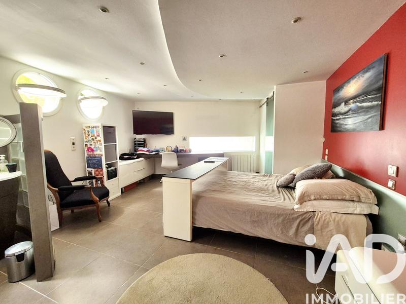 Maison - 147 m² - 6 pièces