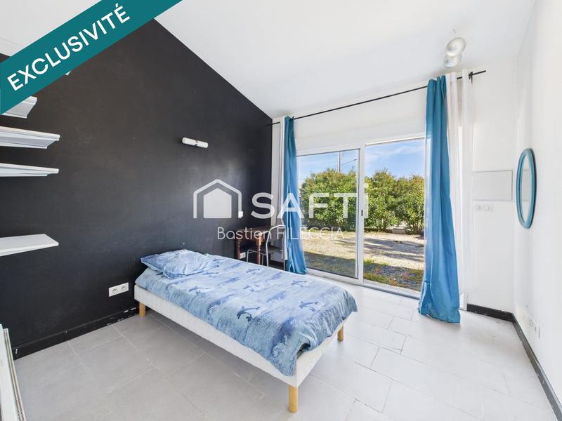 Maison - 237 m² - 7 pièces