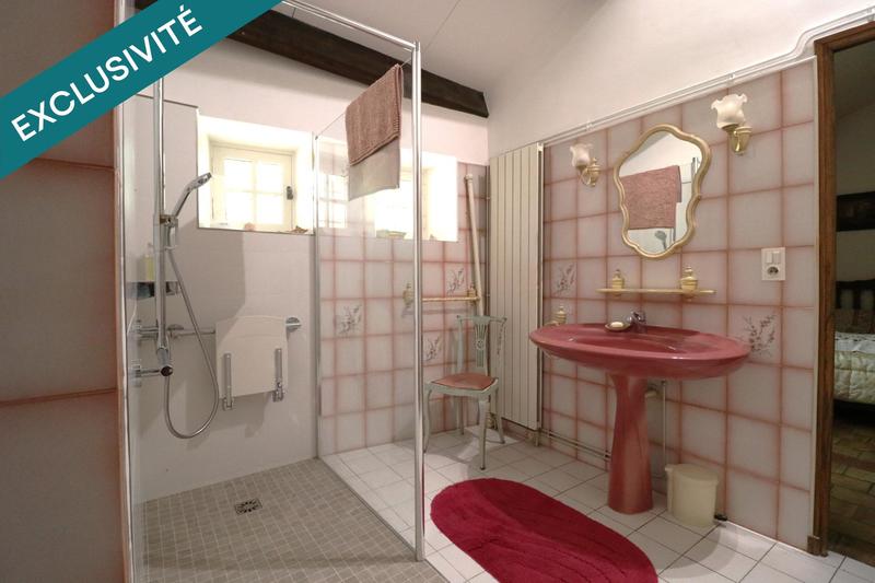 Maison - 220 m² - 10 pièces