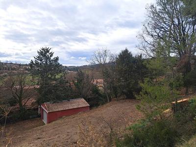 Terrain constructible - 1 821 m²