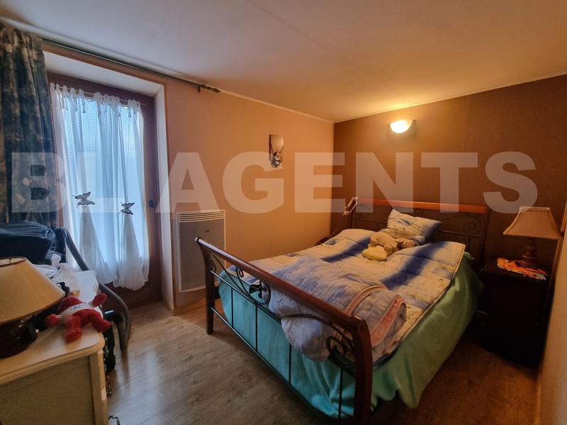 Maison ancienne - 111 m² - 5 pièces