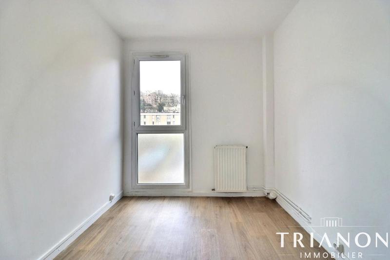 Appartement - 75 m² - 5 pièces