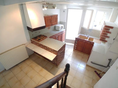 Maison - 94 m² - 5 pièces